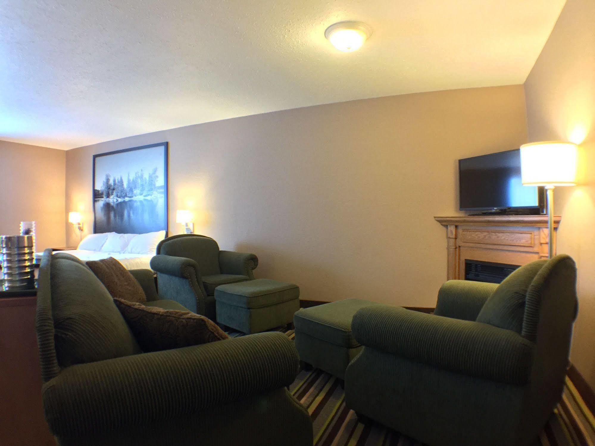 Hotel Super 8 By Wyndham Kenora Exteriér fotografie