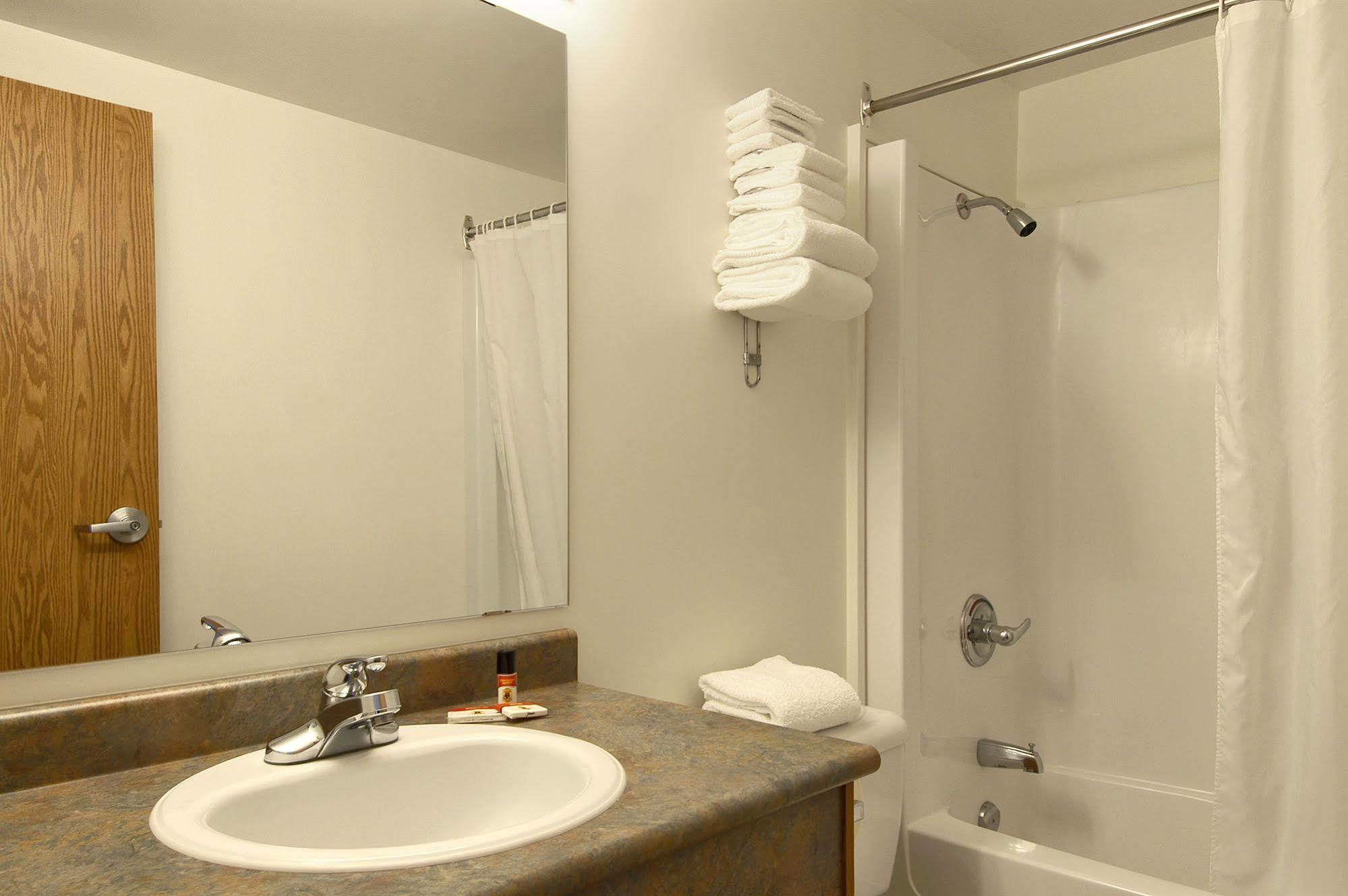 Hotel Super 8 By Wyndham Kenora Pokoj fotografie