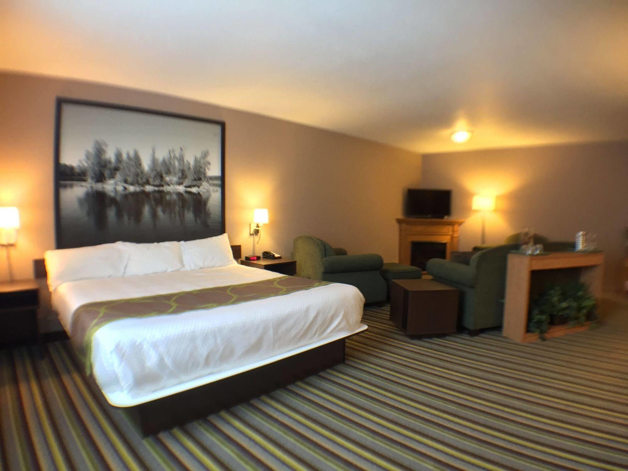 Hotel Super 8 By Wyndham Kenora Exteriér fotografie